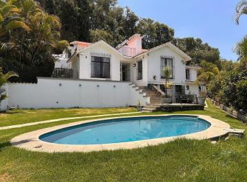 Casa · 644m² · 7 Recámaras · 4 Estacionamientos · Casa en Fraccionamiento Jardines de Ahuatepec