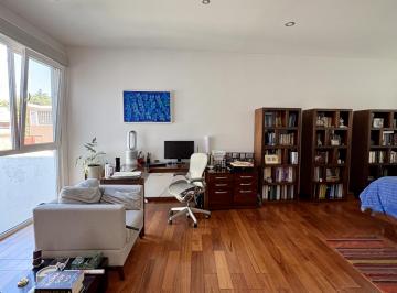 Casa en condominio de 3 habitaciones, La Magdalena Contreras · Casa en Venta en San Jerónimo Lídice con Jardín y Doble Altura
