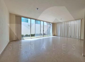 Casa en condominio de 3 habitaciones, Tlajomulco de Zúñiga · En Venta Casa a un Costado de Punto Sur, Fraccionamiento Familiar con Atractivas Amenidades