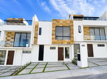 Casa en condominio · 224m² · 4 Recámaras · 2 Estacionamientos · Casa en Condominio - Fraccionamiento Zibatá