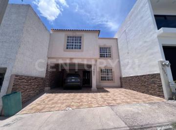 Casa · 196m² · 3 Recámaras · 2 Estacionamientos · Casa en Venta en Fracc. Bahías, Chihuahua