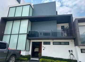 Casa de 3 habitaciones, Atizapán de Zaragoza · Casa en Renta en Conjunto Vilago