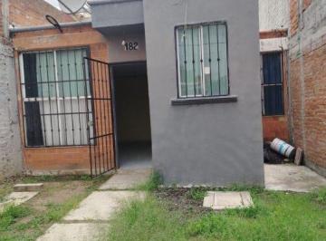 Casa de 2 habitaciones, Morelia · Casa en Venta un Solo Piso 2 Rec a 7 Min del Libramiento por El Telcel de Torreón Nuevo Buenospacios