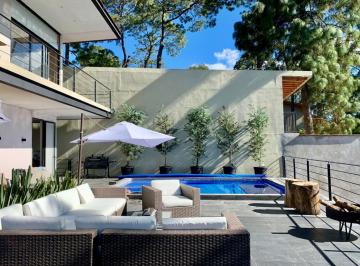 Casa en condominio de 5 habitaciones, Valle de Bravo · Comoda y Moderna Casa en Renta Avandaro Condominio