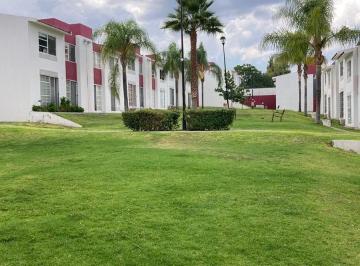 56dc4388636483265d890b022244a13b8ba662ddba7371a4e24cad9cb7aa28b5 · Renta Departamento Tipo Duplex Planta Alta en Rincones del Parque Querétaro
