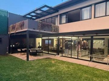 Casa de 3 habitaciones, Naucalpan de Juárez · Casa en Lomas de Tecamachalco en Venta