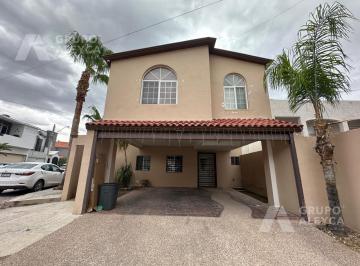 Casa · 189m² · 3 Recámaras · 2 Estacionamientos · Casa en Fraccionamiento Privado Lomas Universidad Etapa III