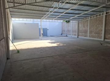 Local comercial , Aguascalientes · Local de 200 m² con 6 Estacionamientos en Renta en Aguascalientes