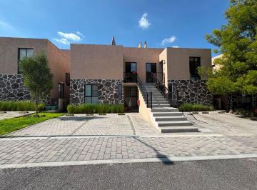 Dúplex de 2 habitaciones, Querétaro · ¡Departamento / Casa Dúplex Amueblada en Renta en Quinta Los Sabinos!