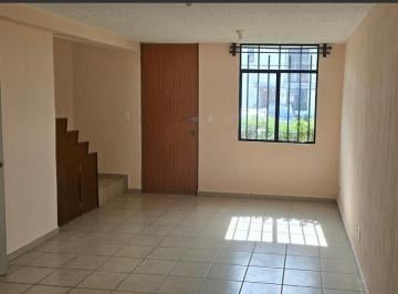 Casa · 67m² · 2 Recámaras · 1 Estacionamiento · Casa en Bosques de Ica, Zinacantepec