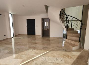 Casa de 4 habitaciones, San Andrés Cholula · Casa en Venta en Parque Veracruz, Lomas de Angelópolis. Puebla
