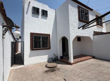 Casa · 105m² · 3 Recámaras · 2 Estacionamientos · Casa en Venta en San Jose de Los Olvera