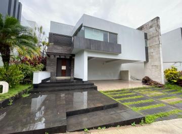 Casa de 3 habitaciones, Xalapa · Casa Residencial en Renta en Xalapa Veracruz Fraccionamiento Exclusivo con Club Alberca Vigilancia