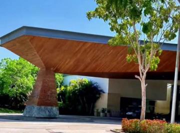 Casa en condominio de 3 habitaciones, Mérida · Casa Impecable en Privada Altozano 3 Habs con Piscina