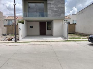 Casa de 3 habitaciones, León · Casa Nueva con 3 Recámaras en Venta en El Mayorazgo