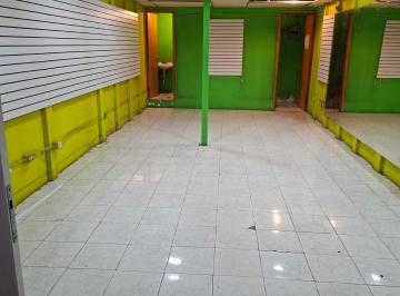 Local en centro comercial , Iztapalapa · Amplio Local en Dos Niveles