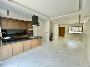Casa de 4 habitaciones, Zapopan · Casa Lujosa en Venta Vitana Altavista Residencial