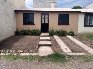 Casa de 1 habitación, Villa de Alvarez · Rento Casa Bien Conservada con Excelente Ubicación