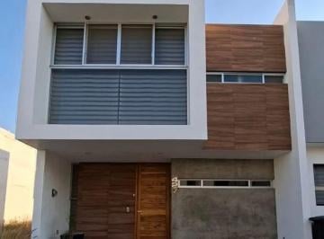 Casa en condominio de 4 habitaciones, Tlajomulco de Zúñiga · Casa en Venta en Coto Baluarte – Fraccionamiento Casa Fuerte