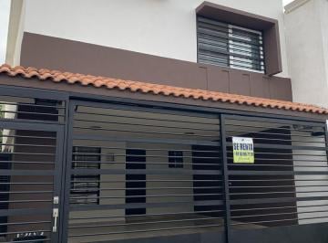 Casa · 3 Recámaras · 2 Estacionamientos · Casa en Renta Cumbres San Agustín