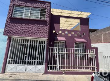 Casa · 132m² · 5 Recámaras · 1 Estacionamiento · Casa en Venta en Los Fresnos, Soledad, Slp