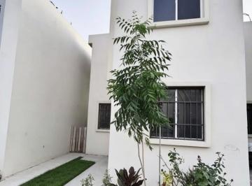 Casa · 105m² · 3 Recámaras · 1 Estacionamiento · Casa - Privadas Canteras