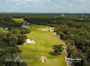 Terreno / Lote · 375m² · Terreno en Venta Cancún Country Club con Campo de Golf. Hanah 375 m²