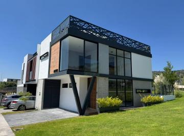 Casa de 4 habitaciones, Tlajomulco de Zúñiga · Casa Nueva en Venta en Fracc. El Edén, 4 Recámaras y Roof Garden