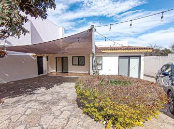 Casa de 3 habitaciones, Santiago · Casa en Venta en Santiago