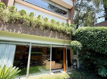 Casa en condominio · 483m² · 5 Recámaras · 4 Estacionamientos · Casa en Venta en Las Águilas