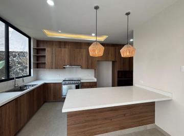 Casa de 4 habitaciones, Cuernavaca · Casa de 193 m² con 4 Recámaras en Venta en Lomas del Mirador