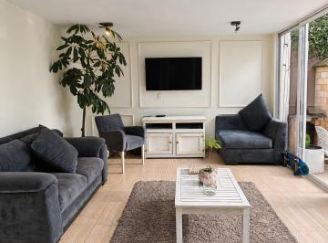 Casa de 4 habitaciones, Iztapalapa · Casa en Venta en Héroes de Churubusco con Jardín y 4 Estacionamientos