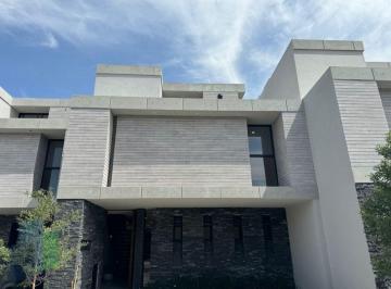 fb5caed74b738e0fcb9b9ece000d9933ac30e55fb7a4dc9a8df8e744e618adb1 · Casa en Venta en Quiana, Altos Juriquilla