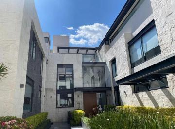 Casa en condominio · 568m² · 4 Recámaras · 6 Estacionamientos · Casa en Condominio en Venta en Las Águilas