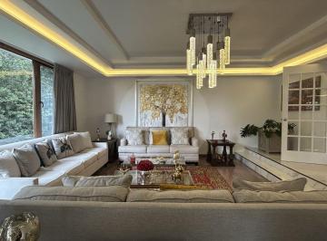 Casa · 780m² · 4 Recámaras · 4 Estacionamientos · Casa en Venta en San Bartolo Ameyalco