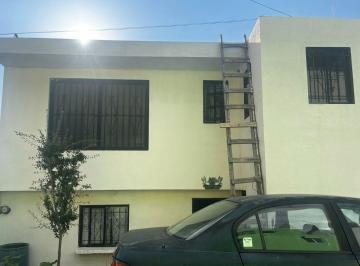Casa de 4 habitaciones, Saltillo · Casa en Venta en Col. Patria Libre