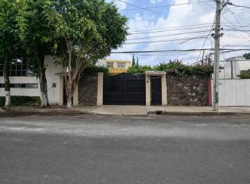 Casa uso de suelo de 27 habitaciones, Tlalpan · Propiedad en Venta con 12 Departamentos Independientes con Uso de Suelo Mixto