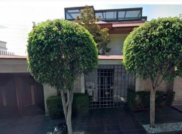 Casa de 4 habitaciones, Cuajimalpa de Morelos · Casa en Venta en Cuajimalpa de Morelos, Ciudad de México