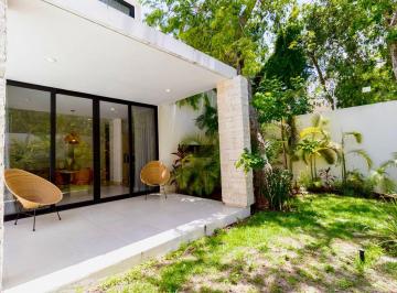 Casa en condominio de 4 habitaciones, Solidaridad · Casas en Venta en Palmara Residencial