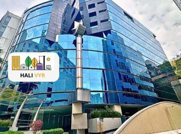 Oficina · 277m² · 9 Estacionamientos · Oficina en Renta en Bosques de Las Lomas, Vigilancia, Estacionamiento, Elevador y Más