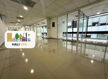 Oficina · 155m² · 5 Estacionamientos · Oficina en Renta en Bosques de Las Lomas, Vigilancia, Estacionamiento, Elevador y Más