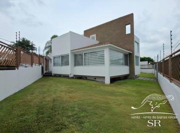 Casa de 3 habitaciones, Querétaro · Casa en Venta Renta Juriquilla