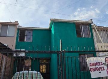 Casa · 55m² · 3 Recámaras · 1 Estacionamiento · Marmol III