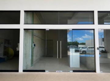 1 · Local Comercial en Renta – Plaza Bulan