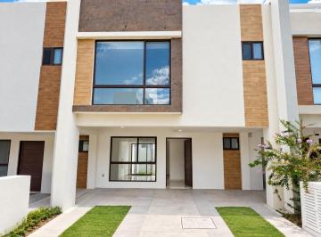 Casa en condominio de 3 habitaciones, El Marqués · Casa en Renta Aurea Iolita Zibata con Jardin Excedente