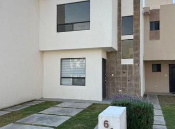 Casa en condominio de 3 habitaciones, El Marqués · Casa en Venta en Fraccionamiento Rincones del Marqués, Querétaro.