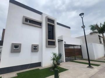 1 · Casa Renta en Viñedos, Torreón Coahuila