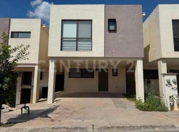 Casa · 105m² · 3 Recámaras · 2 Estacionamientos · Casa en Venta Dominio Cumbres, Garcia, N. L.
