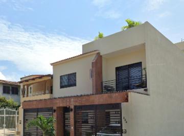 Casa de 4 habitaciones, Zapopan · Venta de Casa en Jalisco Chapalita Sur Santa Maria