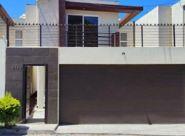 Casa de 3 habitaciones, Tijuana · Casa en Venta o Renta en Colonia Linda Vista Centro Tijuana